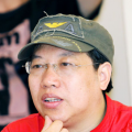 穿3天胶衣体罚自己憋尿的方法